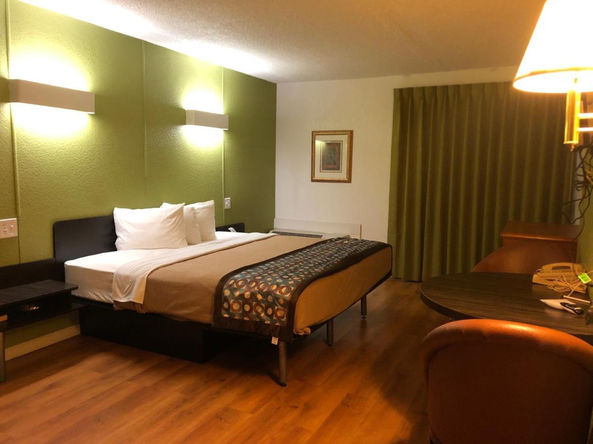 Scottsbluff Inn Kültér fotó
