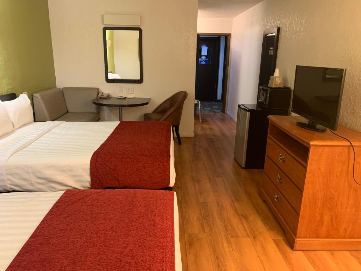 Scottsbluff Inn Kültér fotó